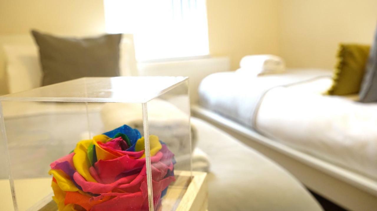 Heathrow Ensuite Rooms- Auto Check In Londra Dış mekan fotoğraf