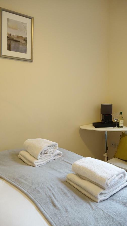 Heathrow Ensuite Rooms- Auto Check In Londra Dış mekan fotoğraf