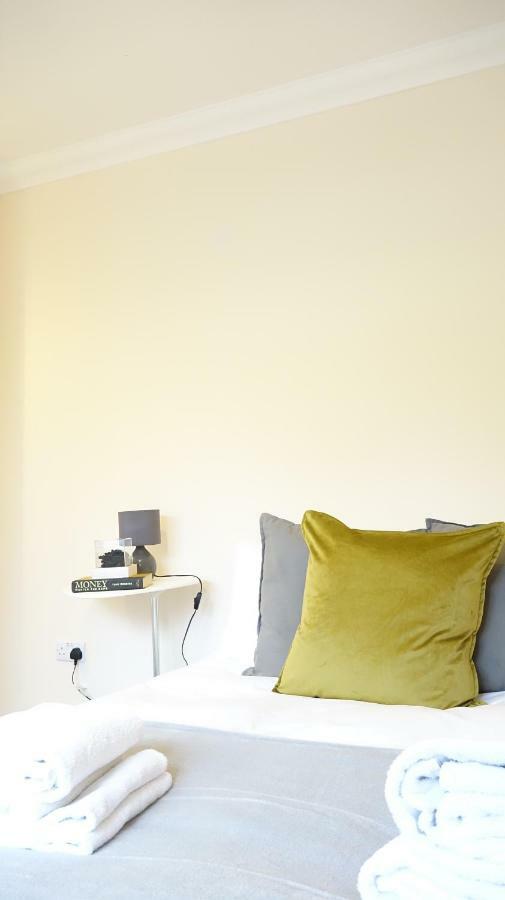 Heathrow Ensuite Rooms- Auto Check In Londra Dış mekan fotoğraf