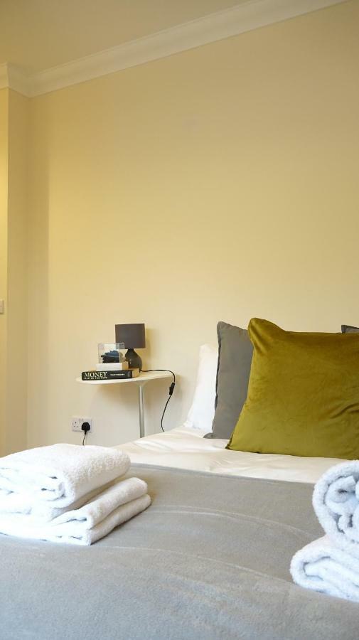 Heathrow Ensuite Rooms- Auto Check In Londra Dış mekan fotoğraf