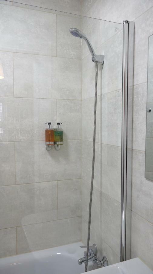Heathrow Ensuite Rooms- Auto Check In Londra Dış mekan fotoğraf